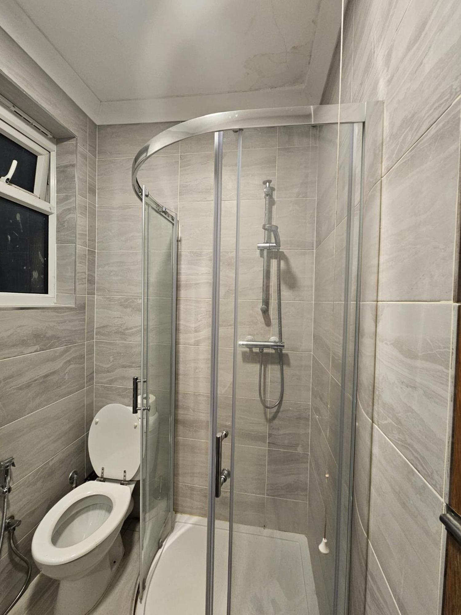 2 Bedroom Flat - Travel Direct To Heathrow/Central London Exterior foto
